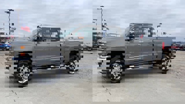 Used 2017 Chevrolet Silverado 2500 LTZ w/ Vortec Plus Package image 5