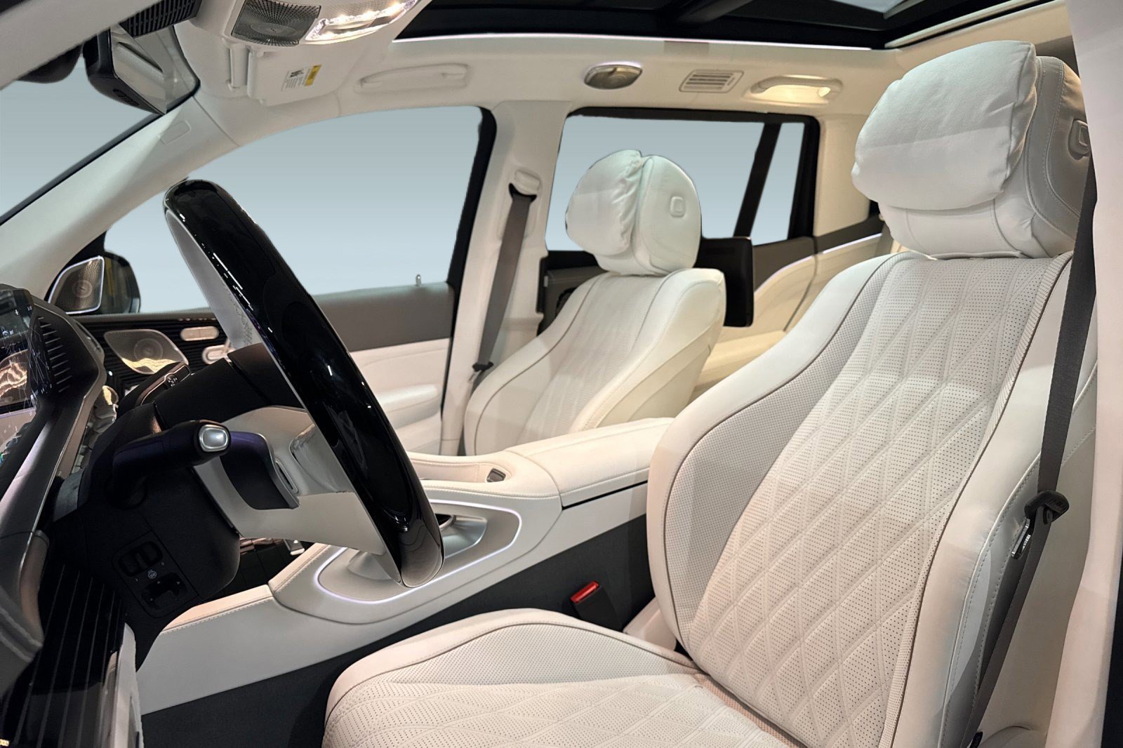 New 2026 Mercedes-Benz Maybach GLS 600 4MATIC image 18