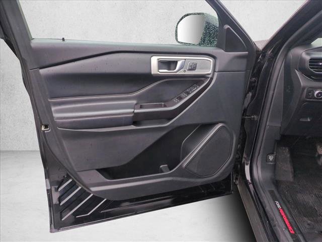 Used 2020 Ford Explorer ST image 11