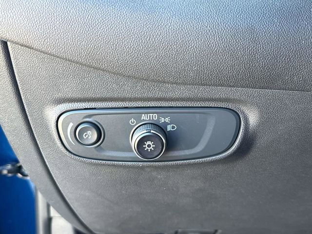 Used 2023 Chevrolet Equinox RS w/ RS Leather Package image 25