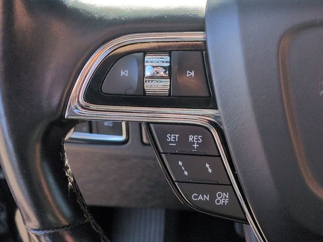 Used 2021 Lincoln Navigator Reserve AWD/4WD image 18