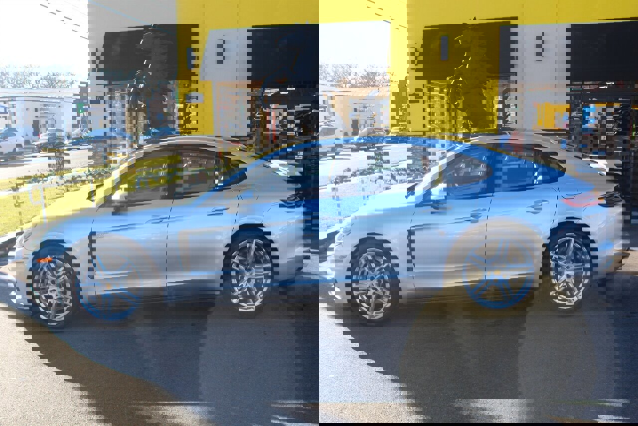 Used 2018 Porsche Panamera 4 image 24