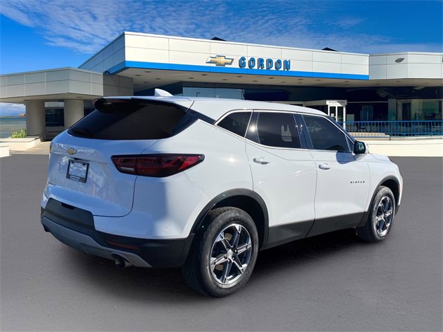 Used 2023 Chevrolet Blazer LT image 10