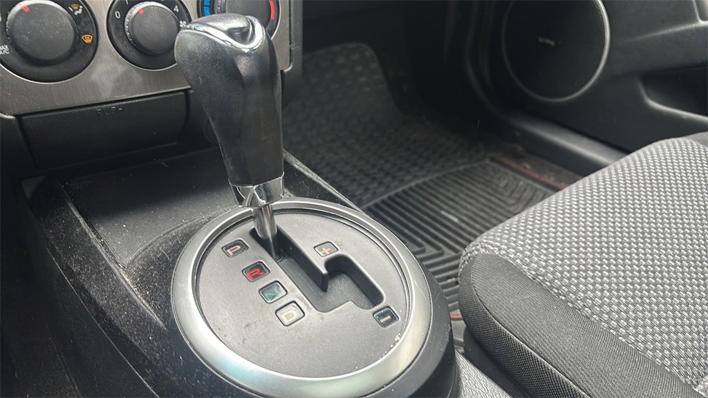 Used 2004 Hyundai Tiburon GT image 24