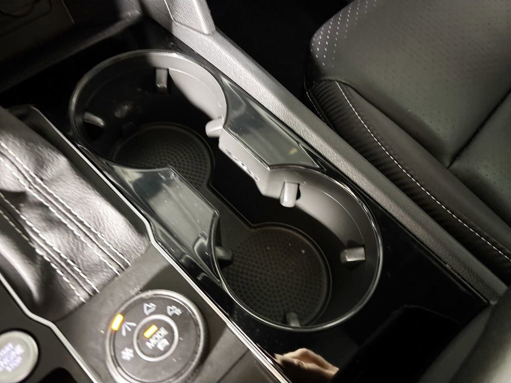 Used 2022 Volkswagen Atlas Cross Sport SEL image 15