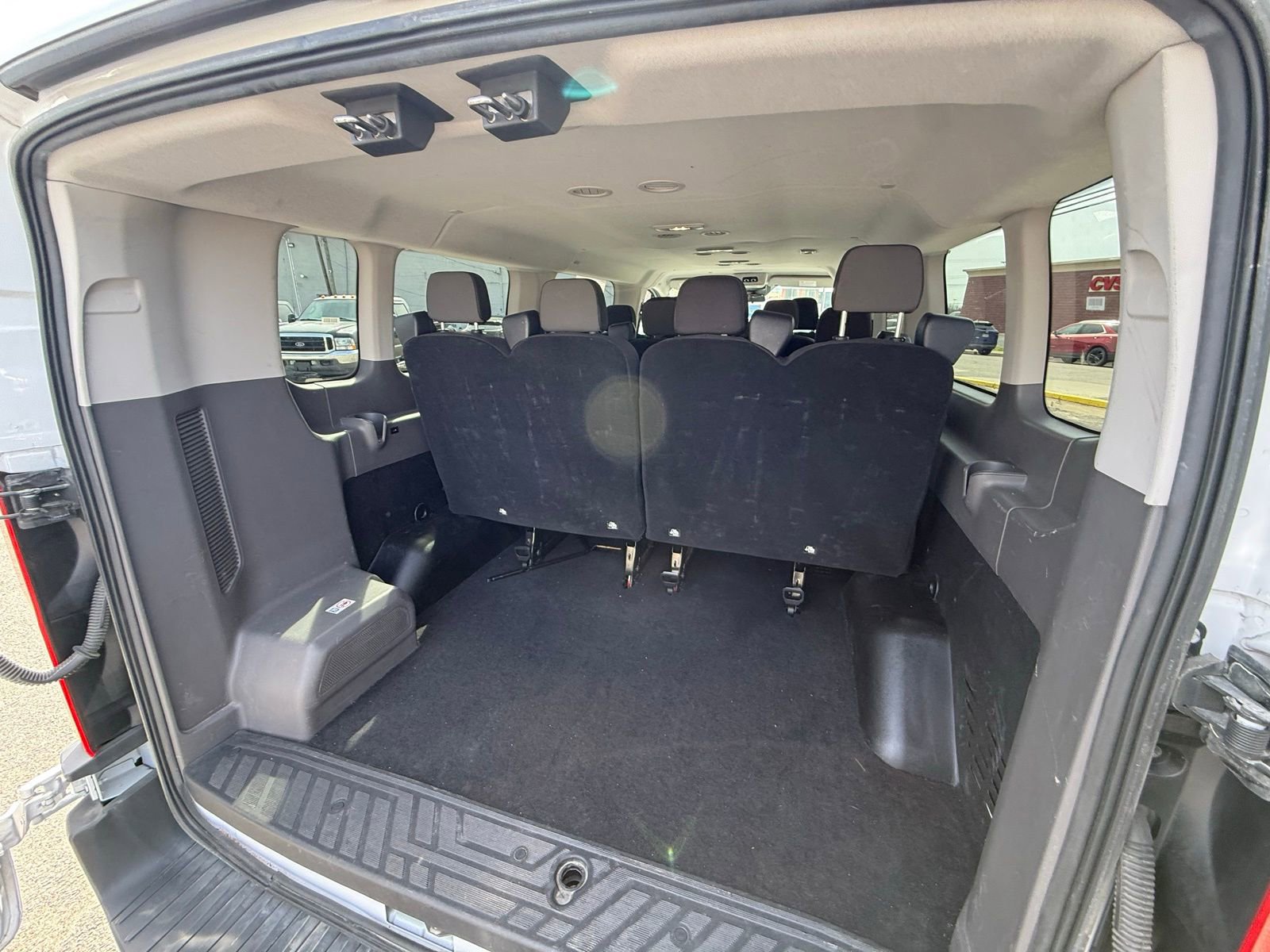 Used 2024 Ford Transit 350 XLT image 19