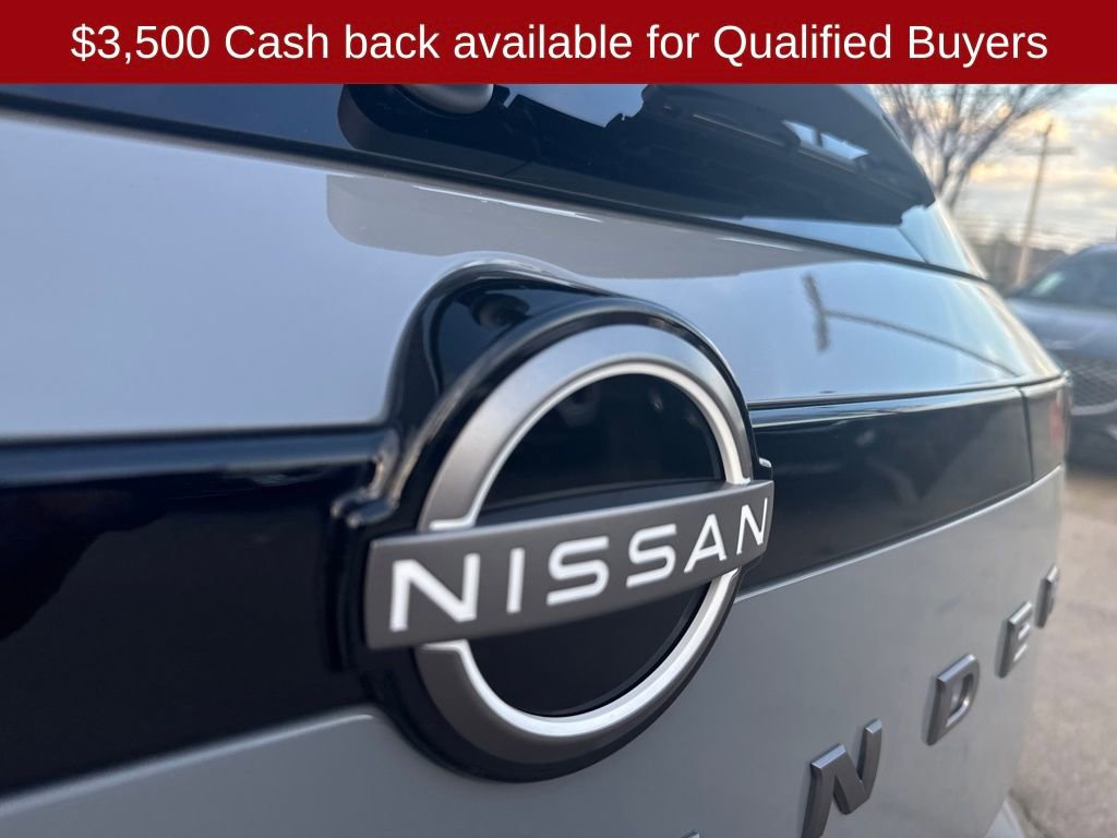 New 2026 Nissan Pathfinder Platinum image 40