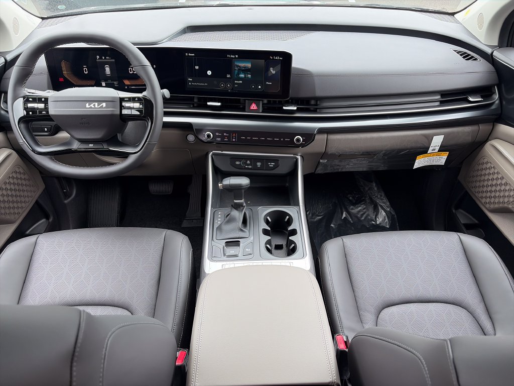 New 2027 Kia Carnival FWD image 9