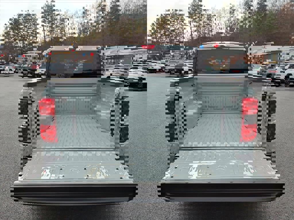 Used 2024 Ford Maverick XL image 7