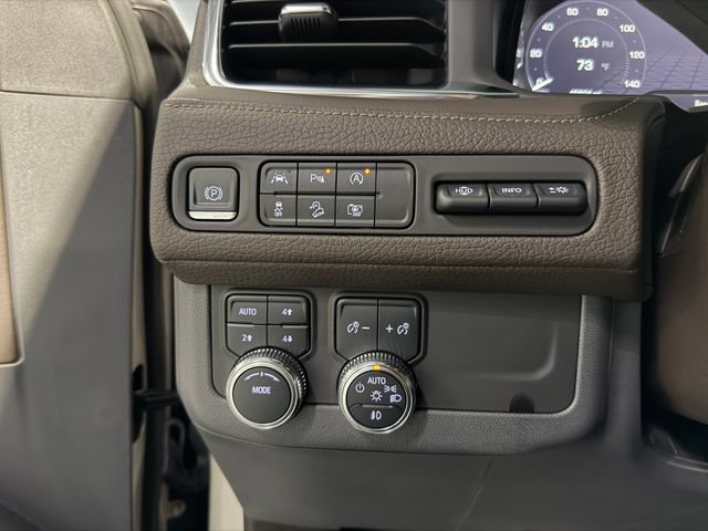 Used 2023 GMC Yukon Denali AWD/4WD image 25