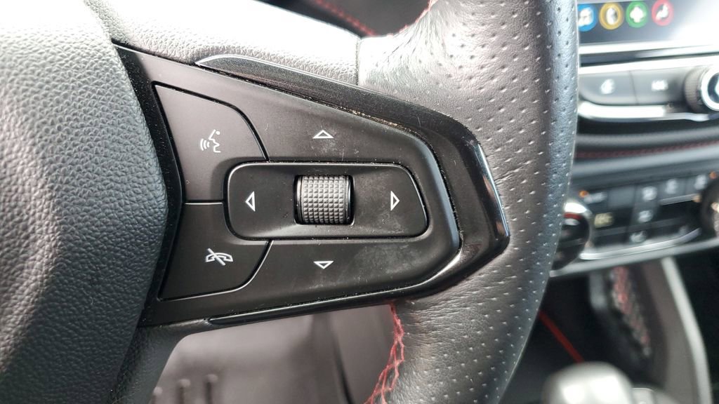 Used 2021 Chevrolet TrailBlazer RS w/ Convenience Package image 12