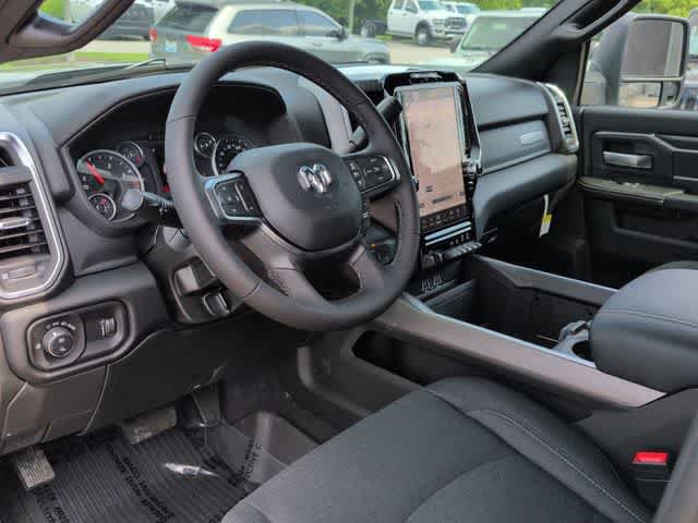 New 2026 RAM 3500 Big Horn AWD/4WD image 10
