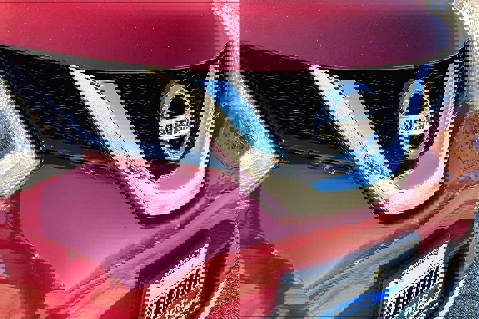 Used 2014 Nissan Rogue SV w/ SV Premium Package image 30