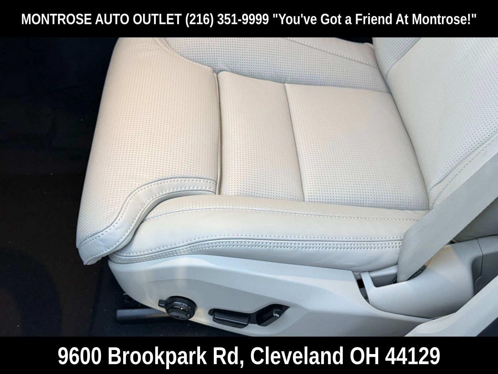 New 2026 Volvo XC60 T8 Ultra w/ Protection Package Premier image 38