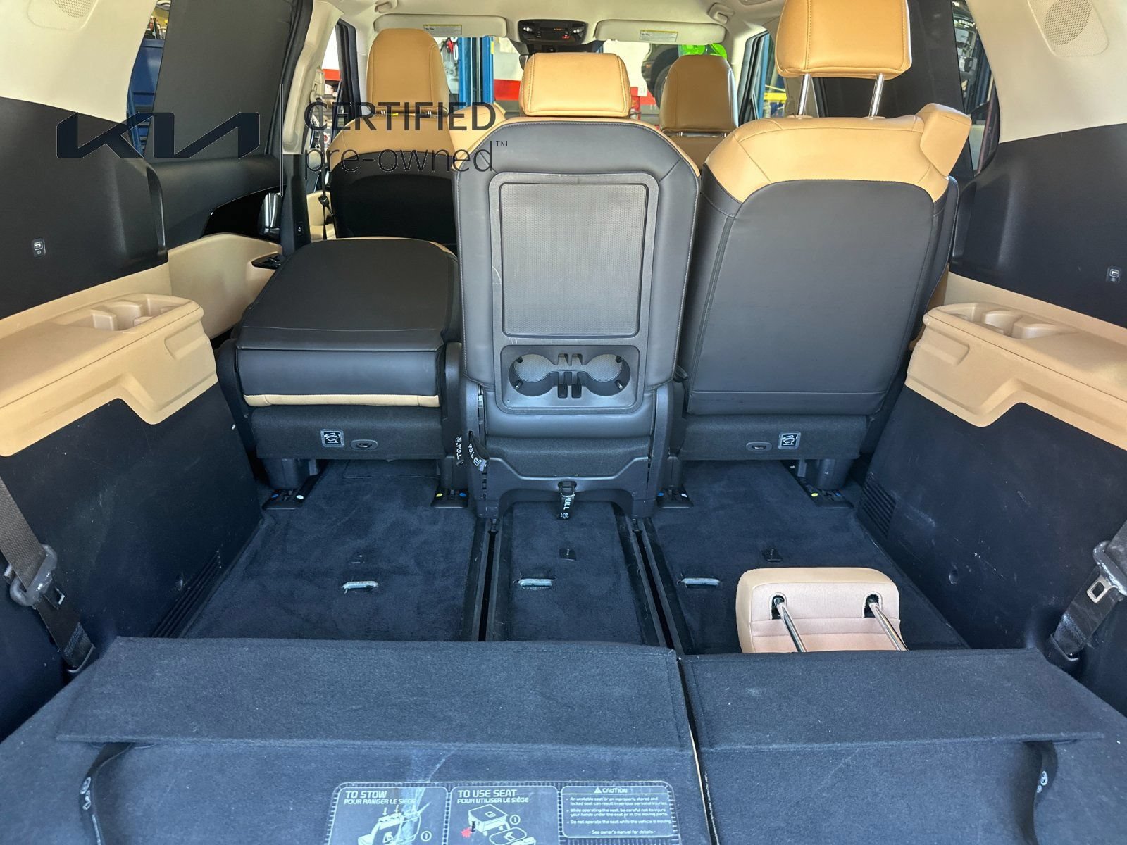 Certified 2024 Kia Carnival EX FWD image 17