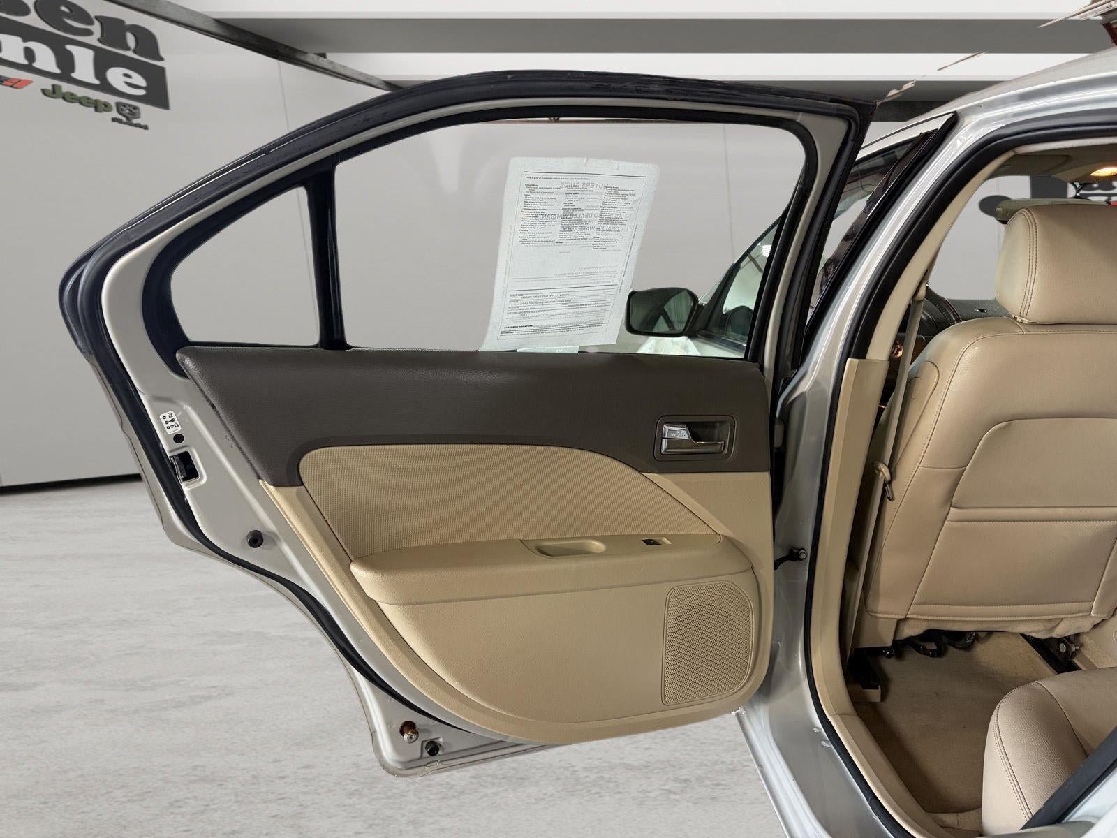 Used 2008 Mercury Milan Premier FWD image 7