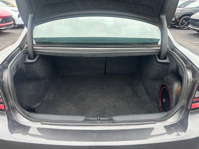 Used 2017 Dodge Charger SXT w/ AWD Plus Group image 8