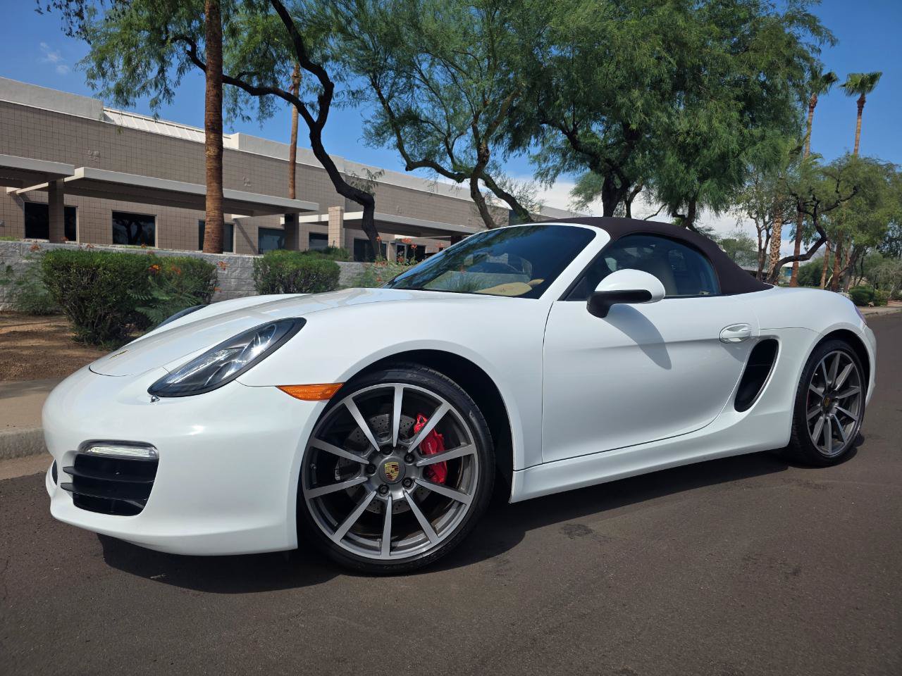 Used 2015 Porsche Boxster S RWD image 2