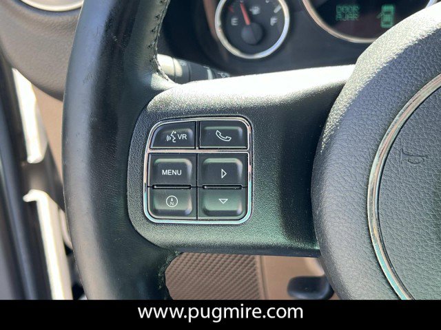 Used 2016 Jeep Wrangler Unlimited Sahara w/ Dual Top Group AWD/4WD image 25