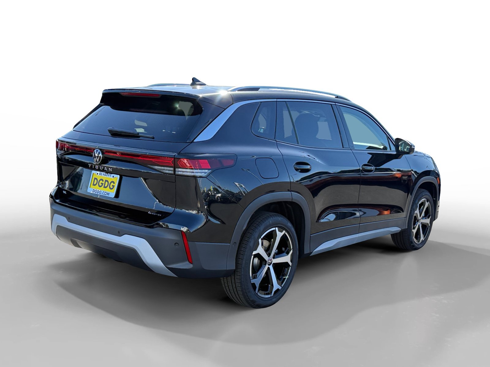 New 2026 Volkswagen Tiguan SE AWD/4WD image 5