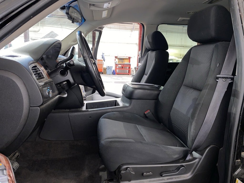 Used 2010 Chevrolet Tahoe LS w/ Interior Plus Package image 10