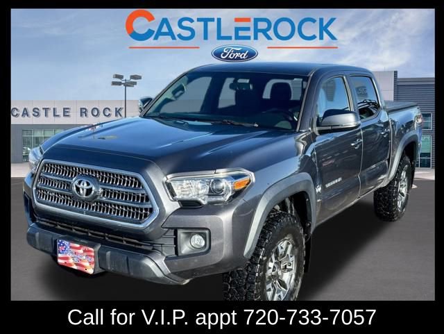 Used 2017 Toyota Tacoma TRD Off-Road image 1