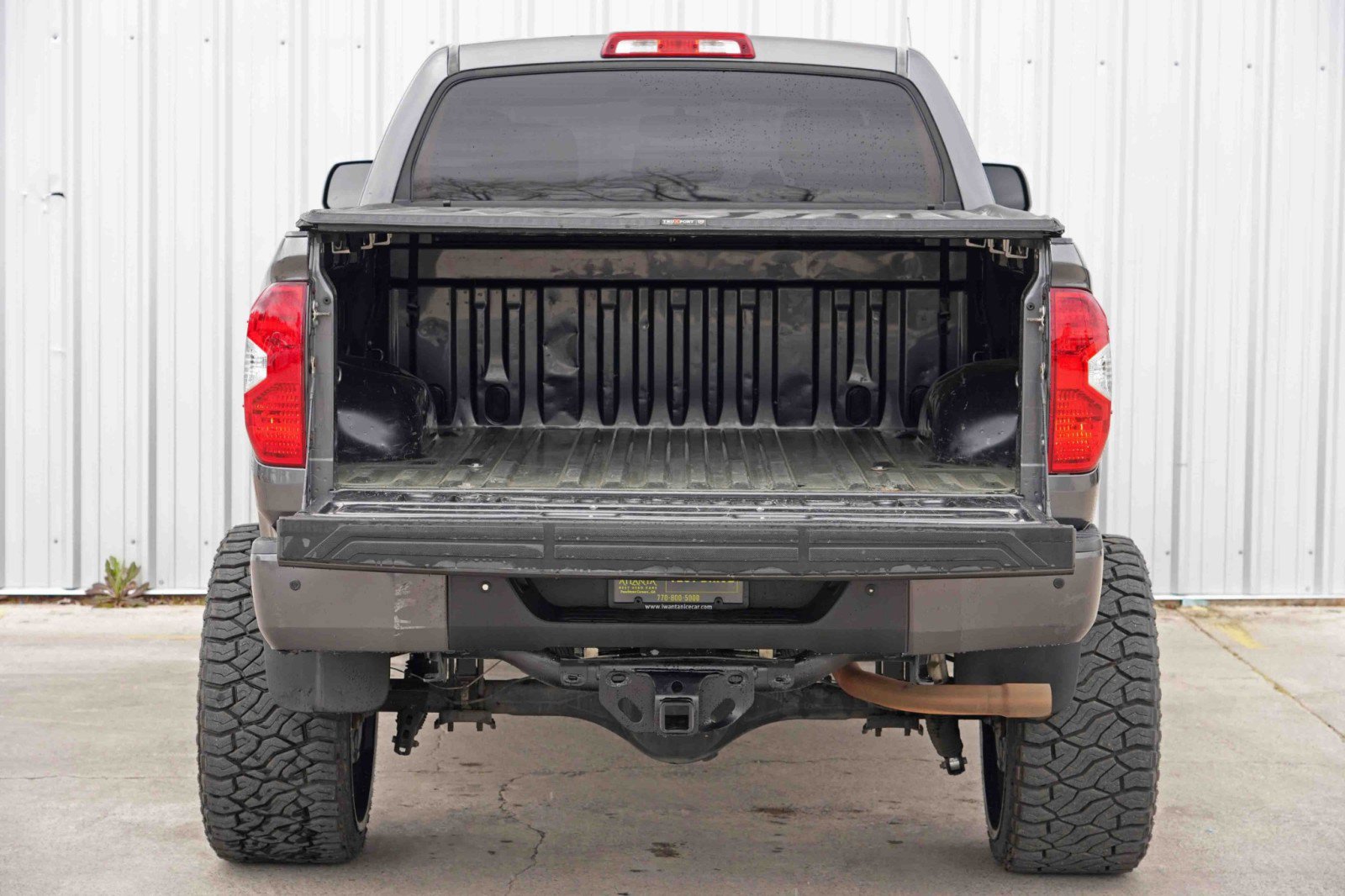 Used 2016 Toyota Tundra Limited w/ Limited Premium Package image 8