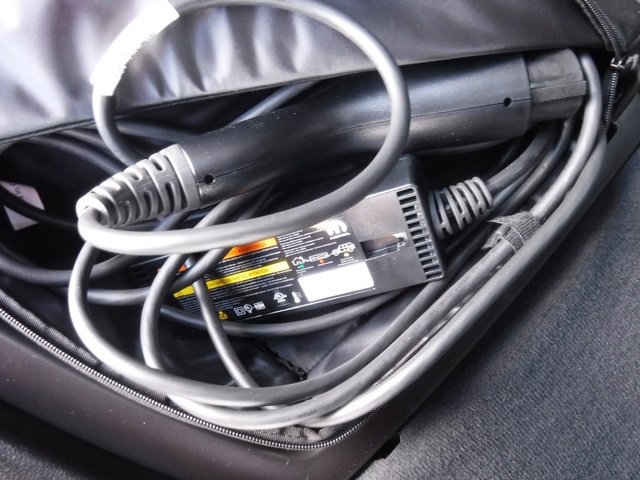 Used 2023 Jeep Grand Cherokee Trailhawk w/ Luxury Tech Group III image 72