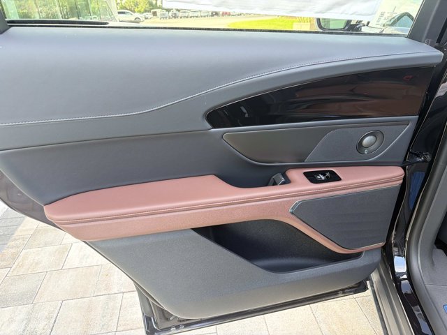New 2026 Lincoln Nautilus Reserve AWD/4WD image 15
