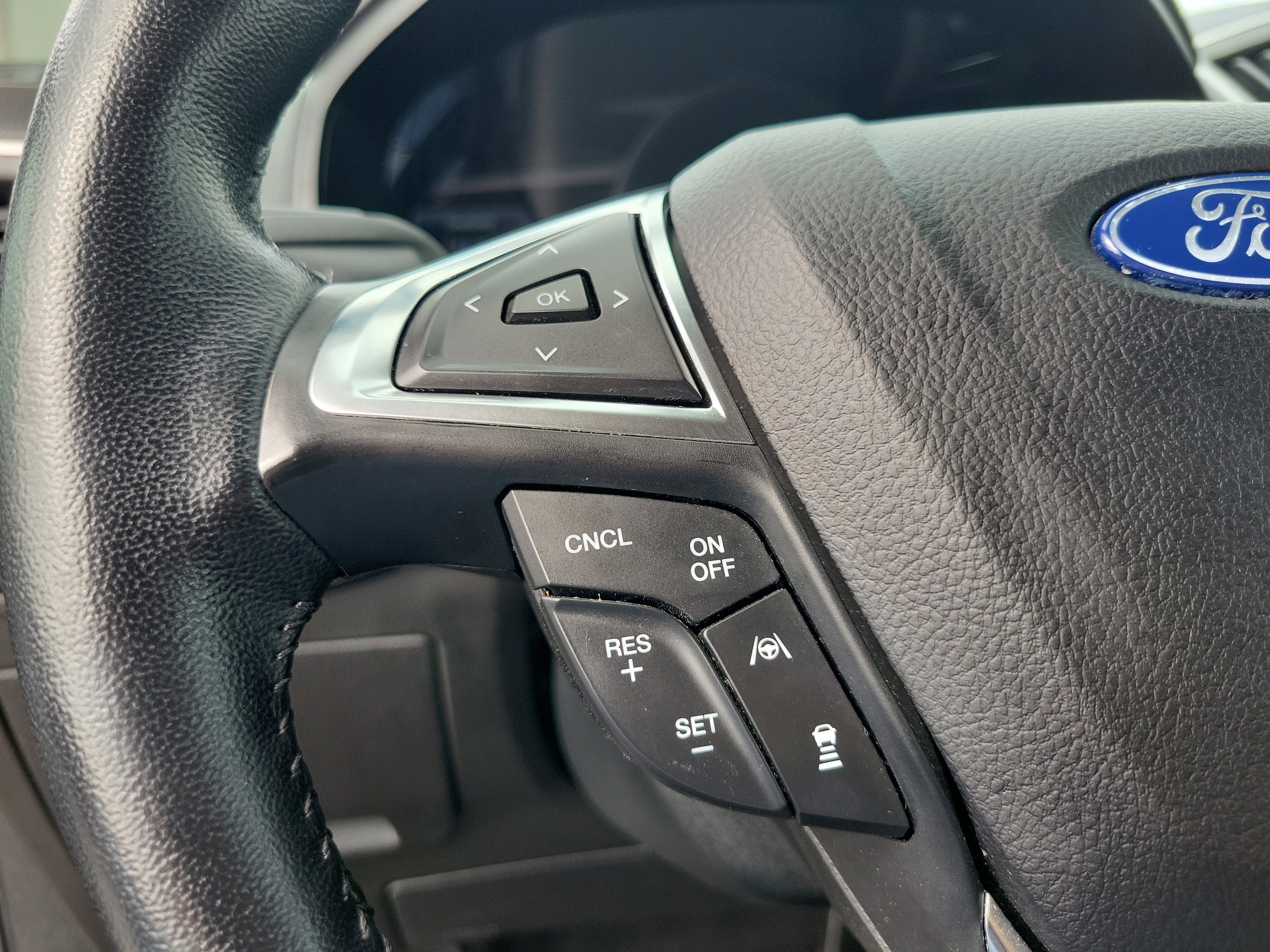 Used 2023 Ford Edge SEL image 22