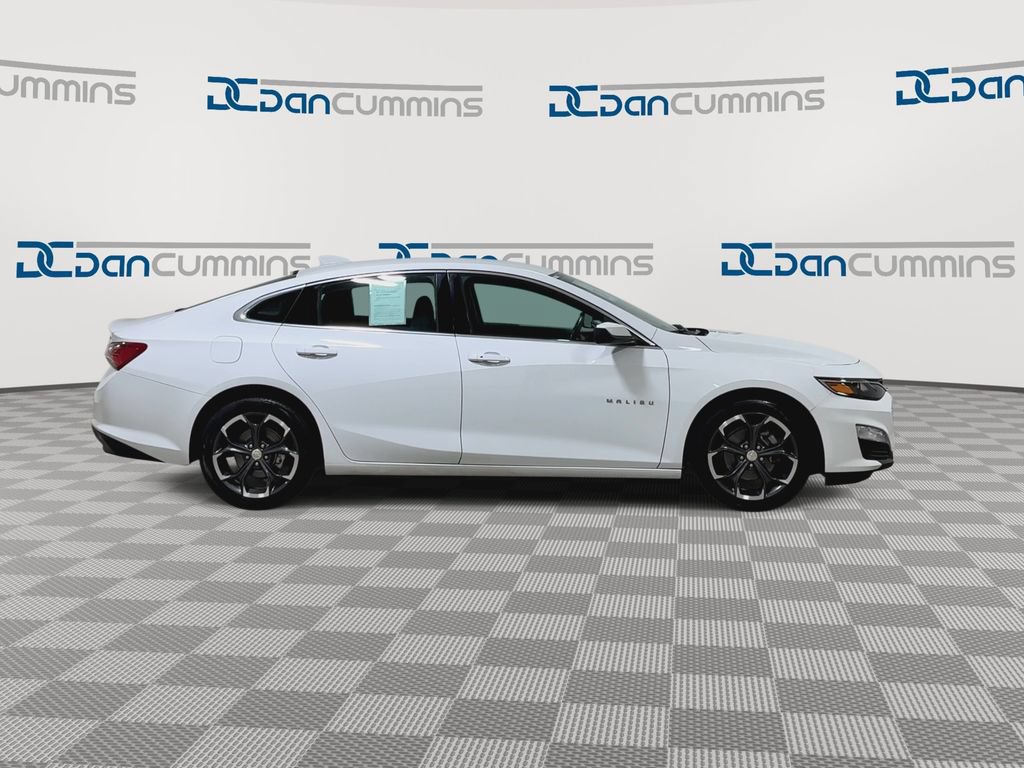 Used 2022 Chevrolet Malibu LT FWD image 9