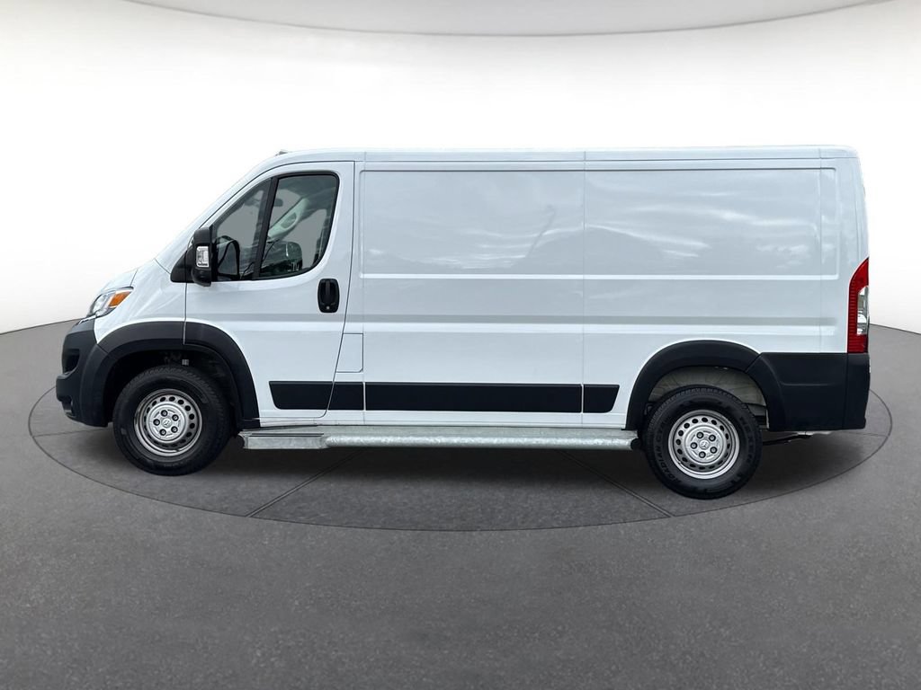 Used 2025 RAM ProMaster 2500 w/ U-Haul Equipment Group FWD image 2