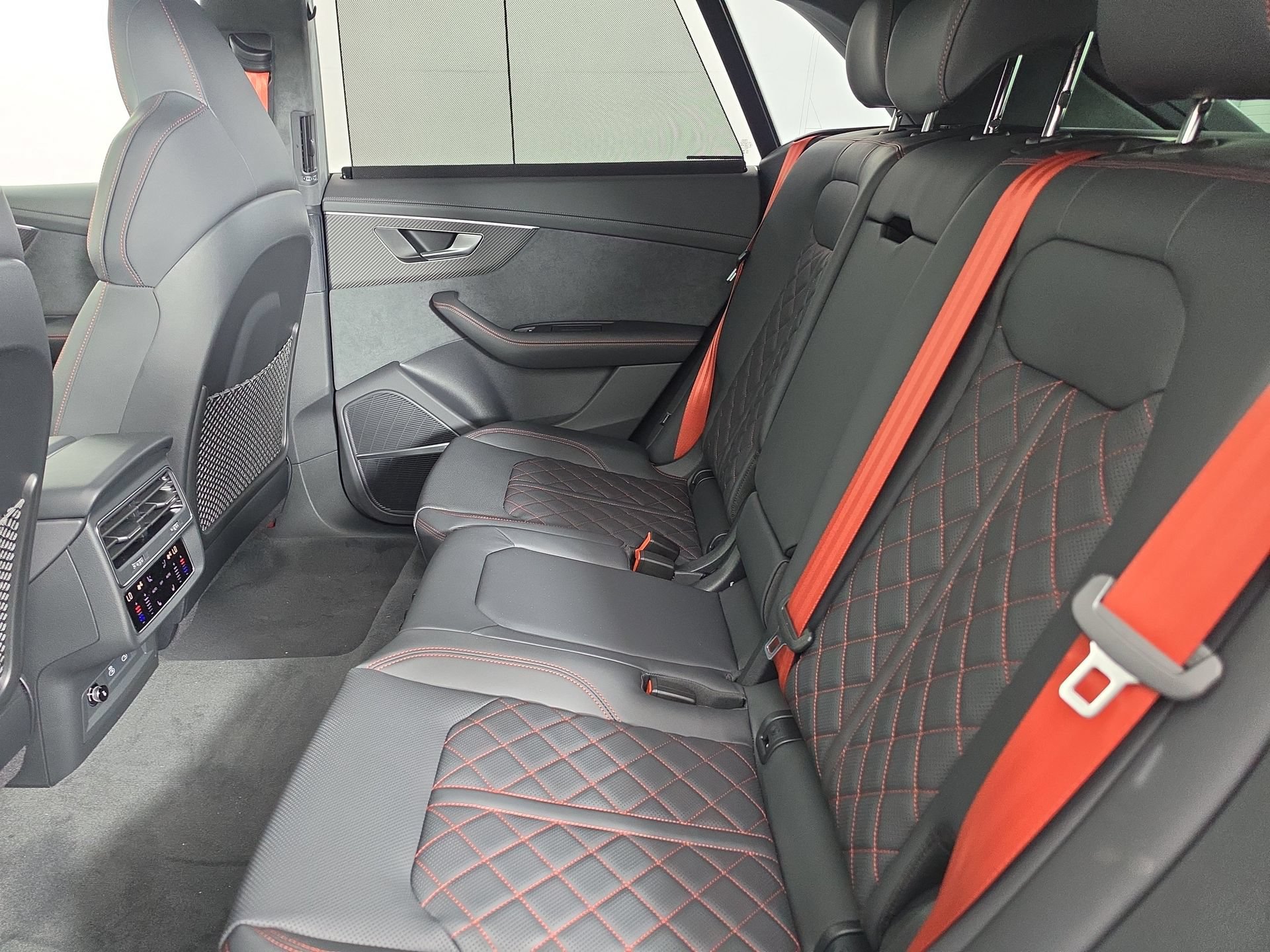 New 2026 Audi SQ8 Prestige AWD/4WD image 37
