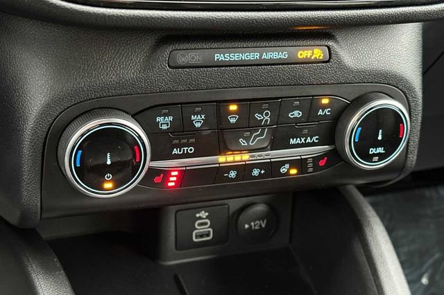 Used 2025 Ford Escape ST-Line w/ Equipment Group 301A image 18