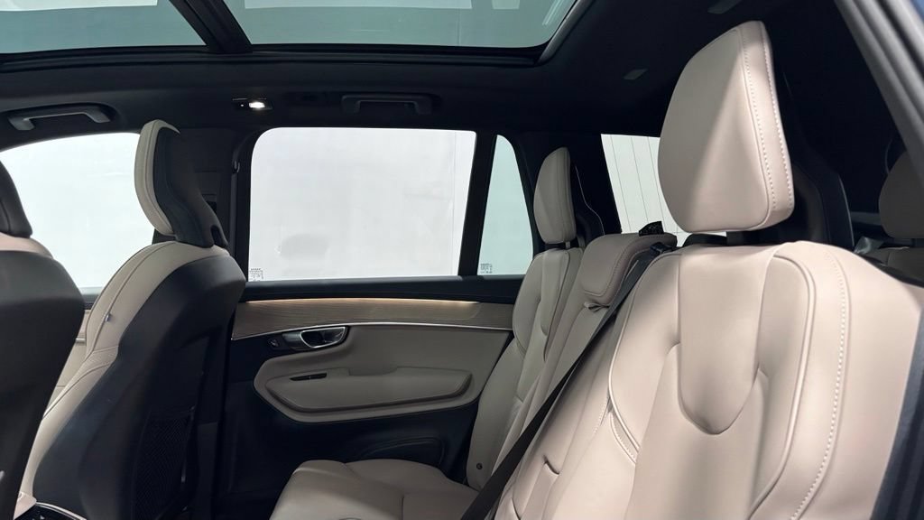 Certified 2026 Volvo XC90 B6 Plus AWD/4WD image 22