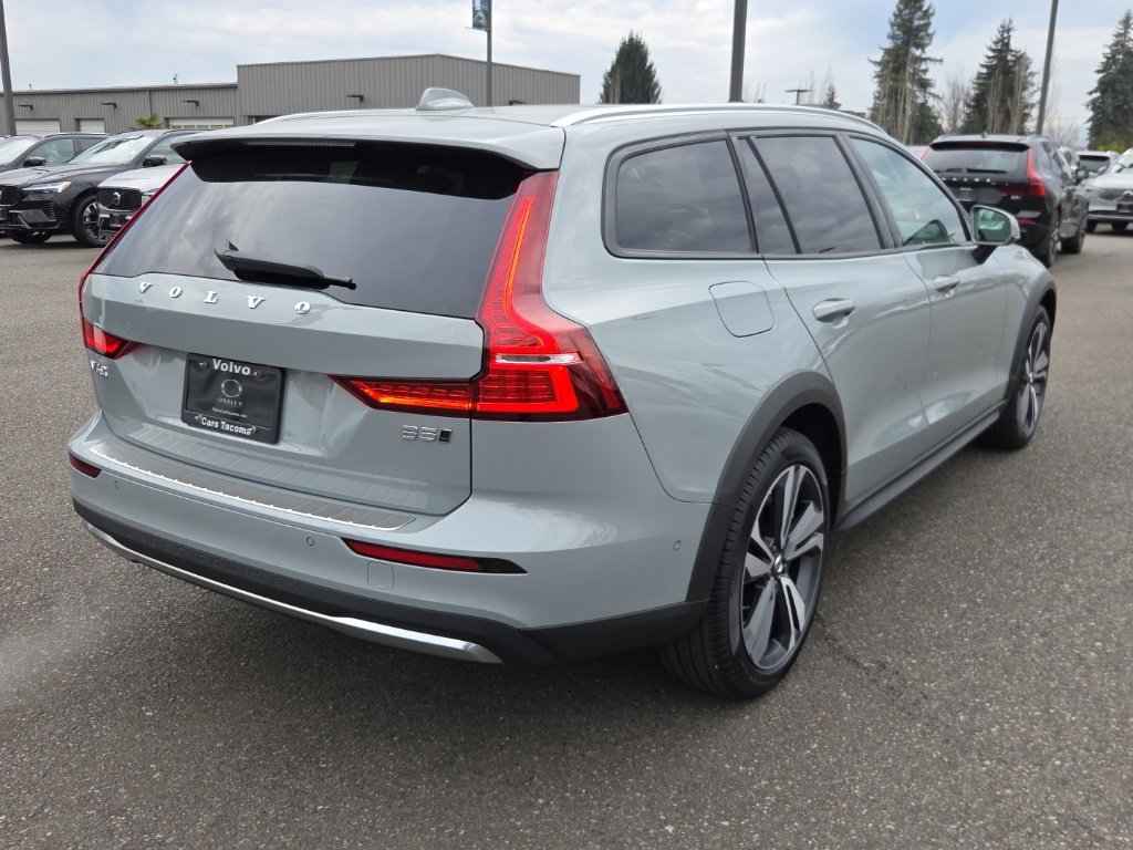 New 2026 Volvo V60 B5 Cross Country Plus w/ Protection Package Premier image 2