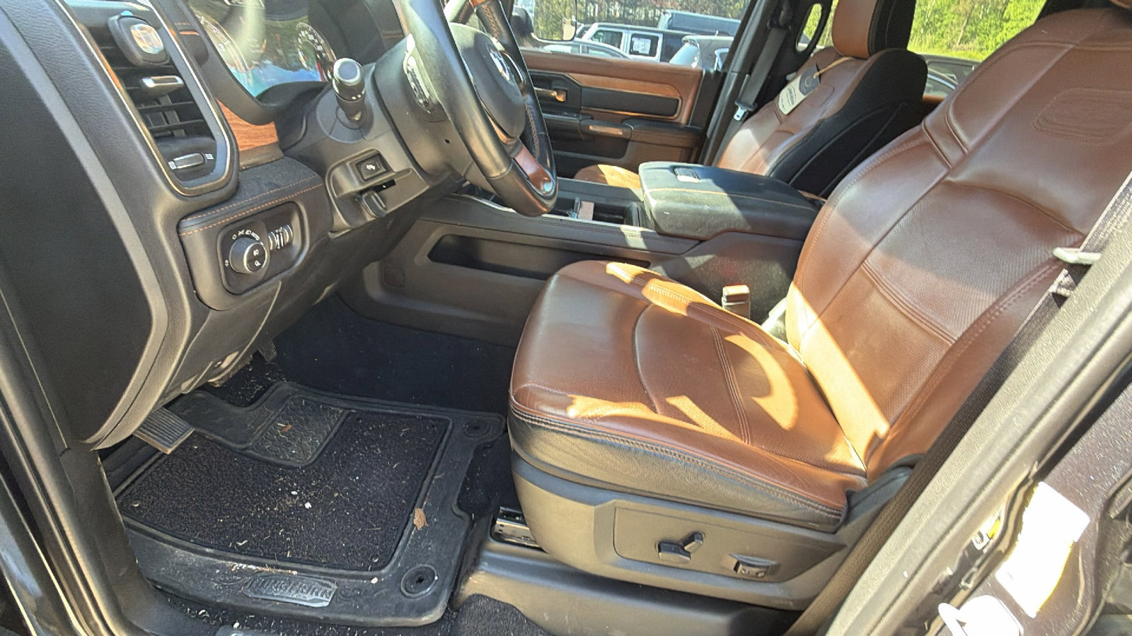 Used 2022 RAM 3500 Limited image 16