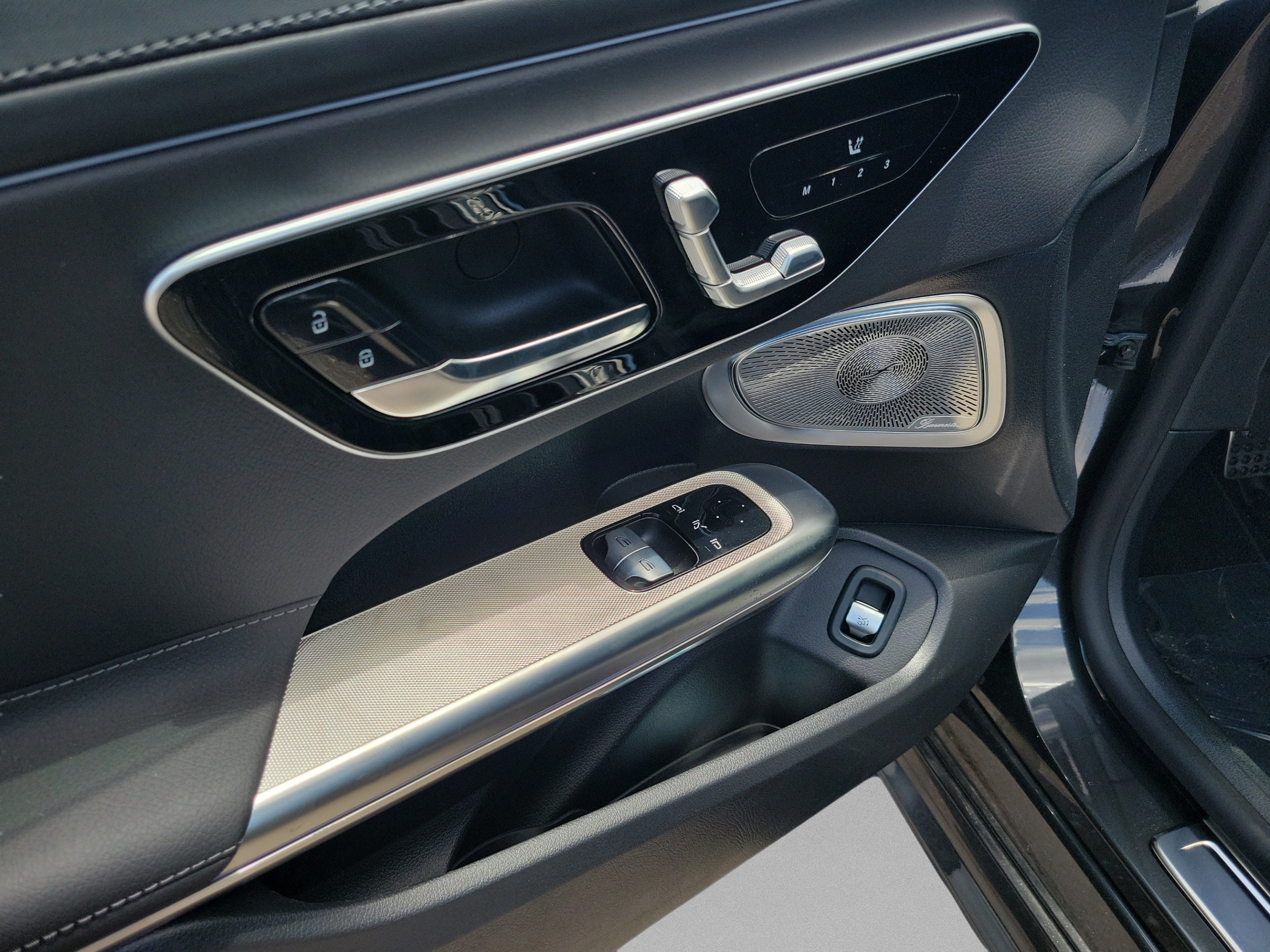 New 2026 Mercedes-Benz CLE 300 4MATIC Coupe image 8
