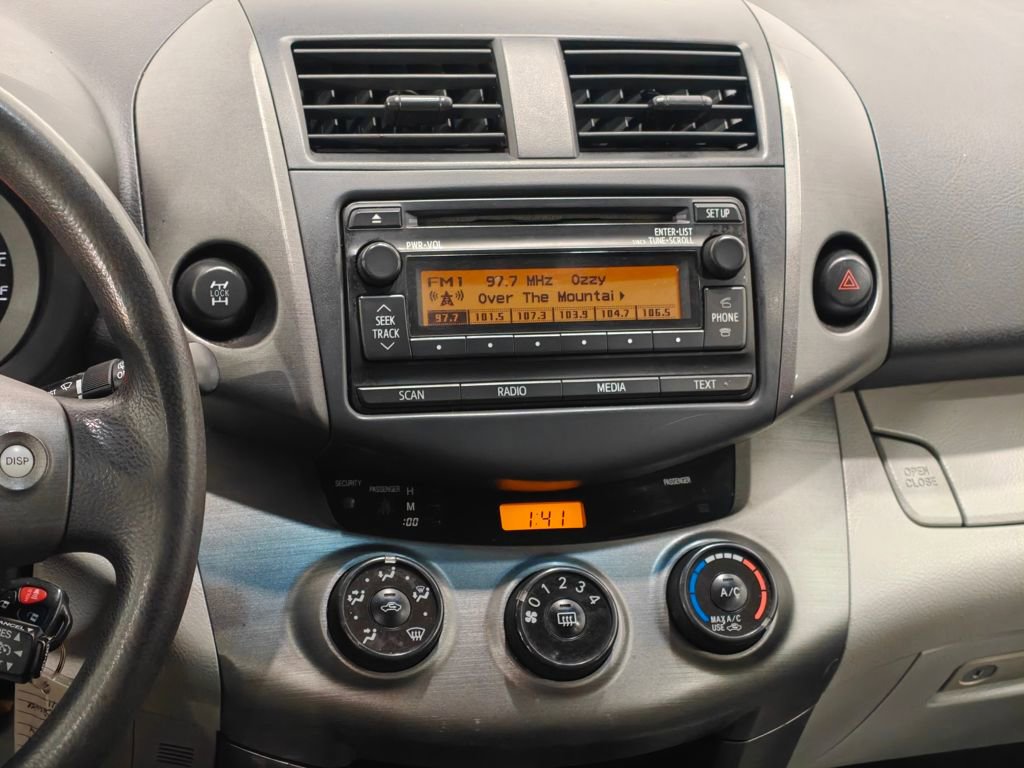 Used 2012 Toyota RAV4 4WD w/ Value Pkg image 6