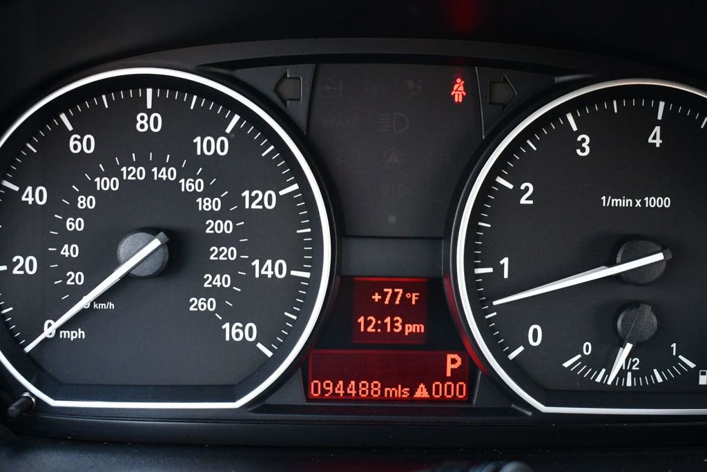 Used 2011 BMW 128i Convertible image 65