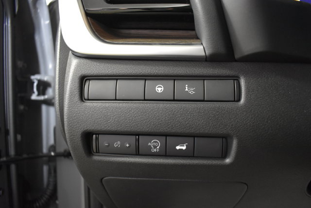 Certified 2026 Nissan Rogue Platinum w/ Platinum Premium Package AWD/4WD image 14