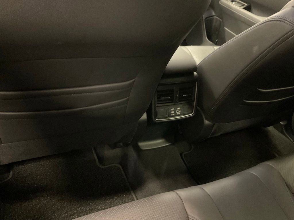 Certified 2025 Subaru Forester Limited AWD/4WD image 29