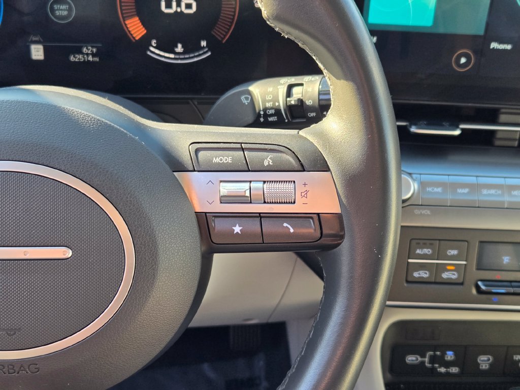 Used 2024 Hyundai Kona SEL FWD image 40