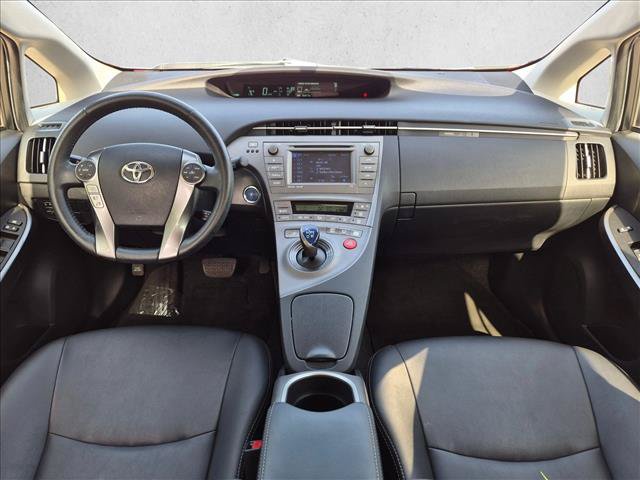 Used 2015 Toyota Prius Persona Series FWD image 16