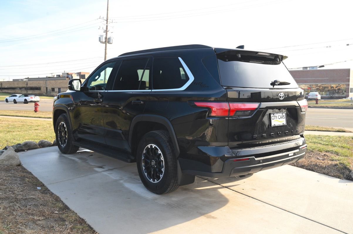 Used 2026 Toyota Sequoia 4WD image 7