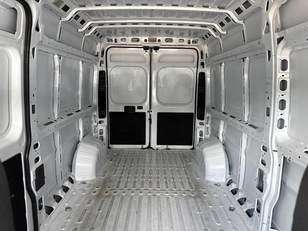 Used 2026 RAM ProMaster 2500 w/ Safety Group FWD image 22