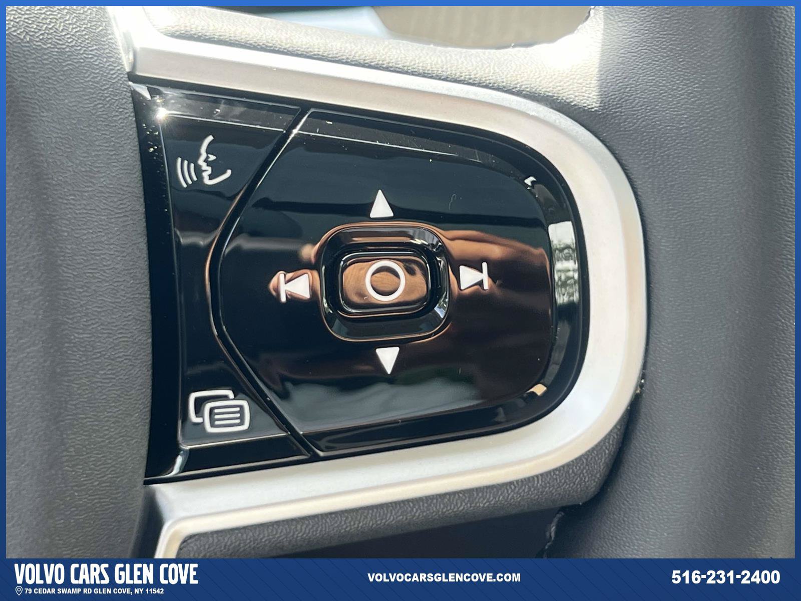 Used 2026 Volvo XC60 B5 Plus w/ Protection Package Premier AWD/4WD image 22