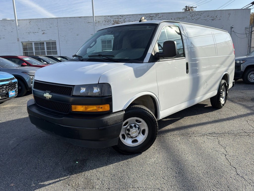 Used 2021 Chevrolet Express 2500 Work Van image 4