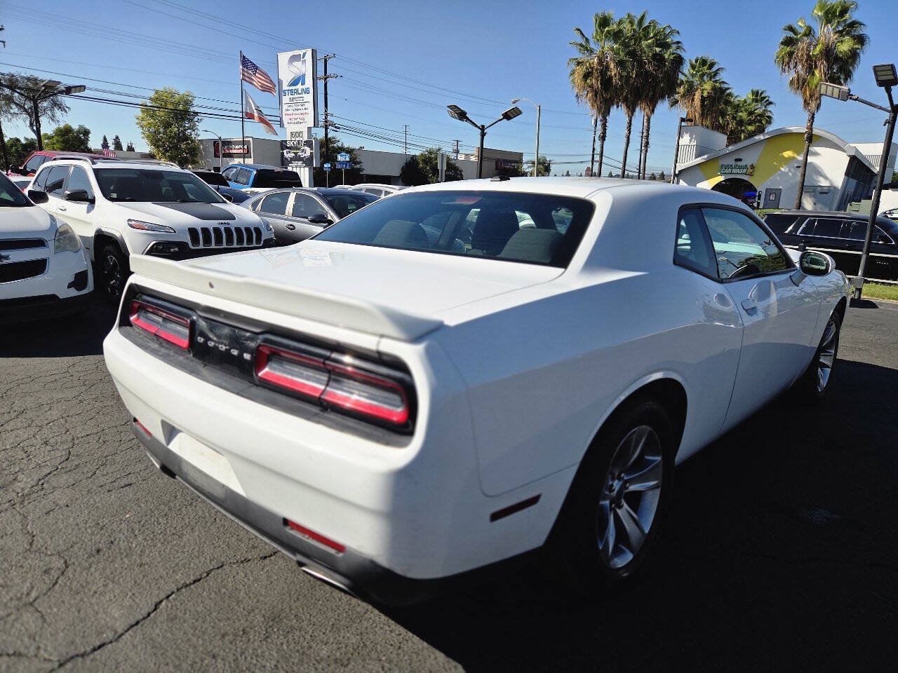 Used 2020 Dodge Challenger SXT RWD image 11