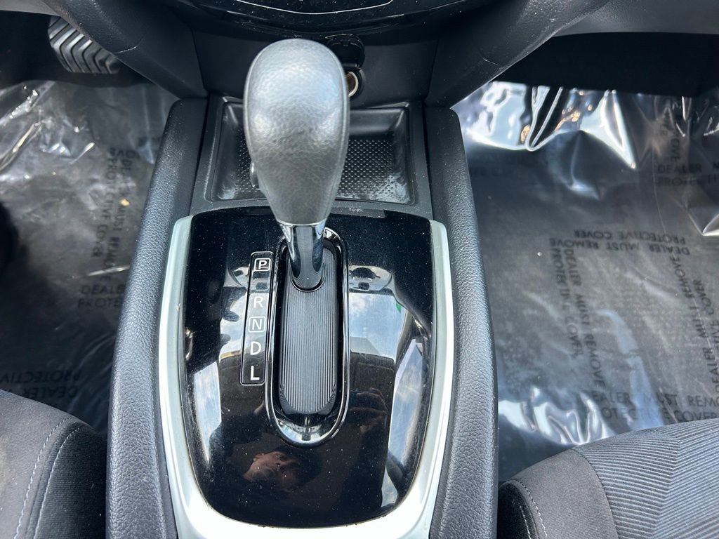 Used 2015 Nissan Rogue SV AWD/4WD image 25